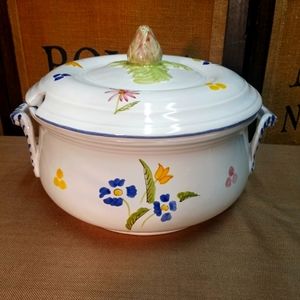 Cantagalli Soup Tureen, Hand Painted, Made in Italy